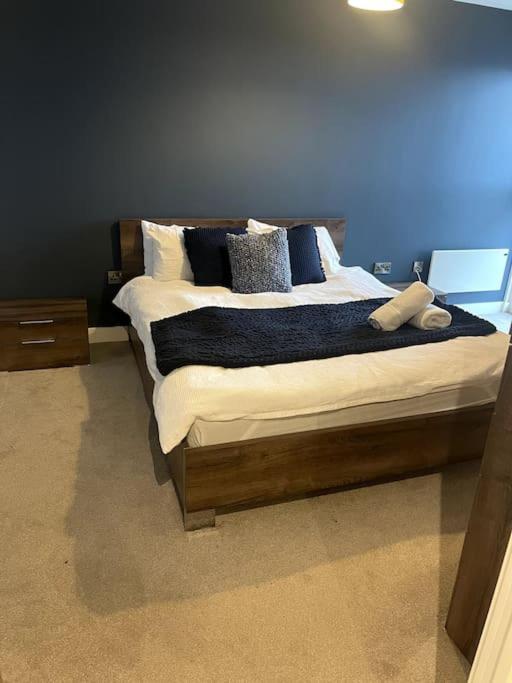 Lovely 2-Bedroom Condo With Balcony Mánchester Exterior foto